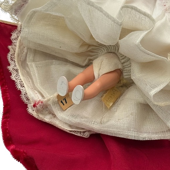 Vintage 40s Sleep Eye Doll Toy Red Fur Trim Cape Crown Victorian Christmas Decor - Picture 6 of 10